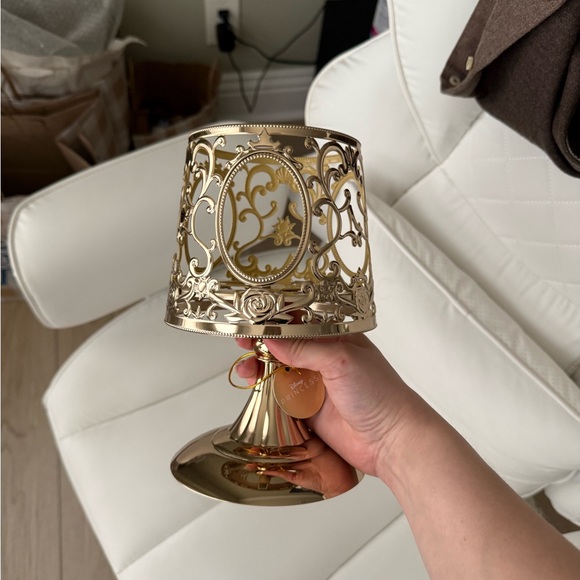 NEW Bath & Body Works Disney Princess Royal Lamp 3 Wick Candle Holder Gold NWT - Picture 4 of 8